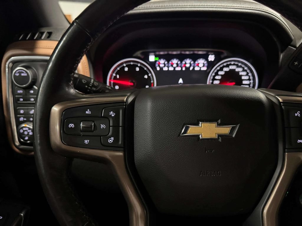 Used 2023 Chevrolet Silverado 2500 High Country w/ Z71 Off-Road Package AWD/4WD image 14