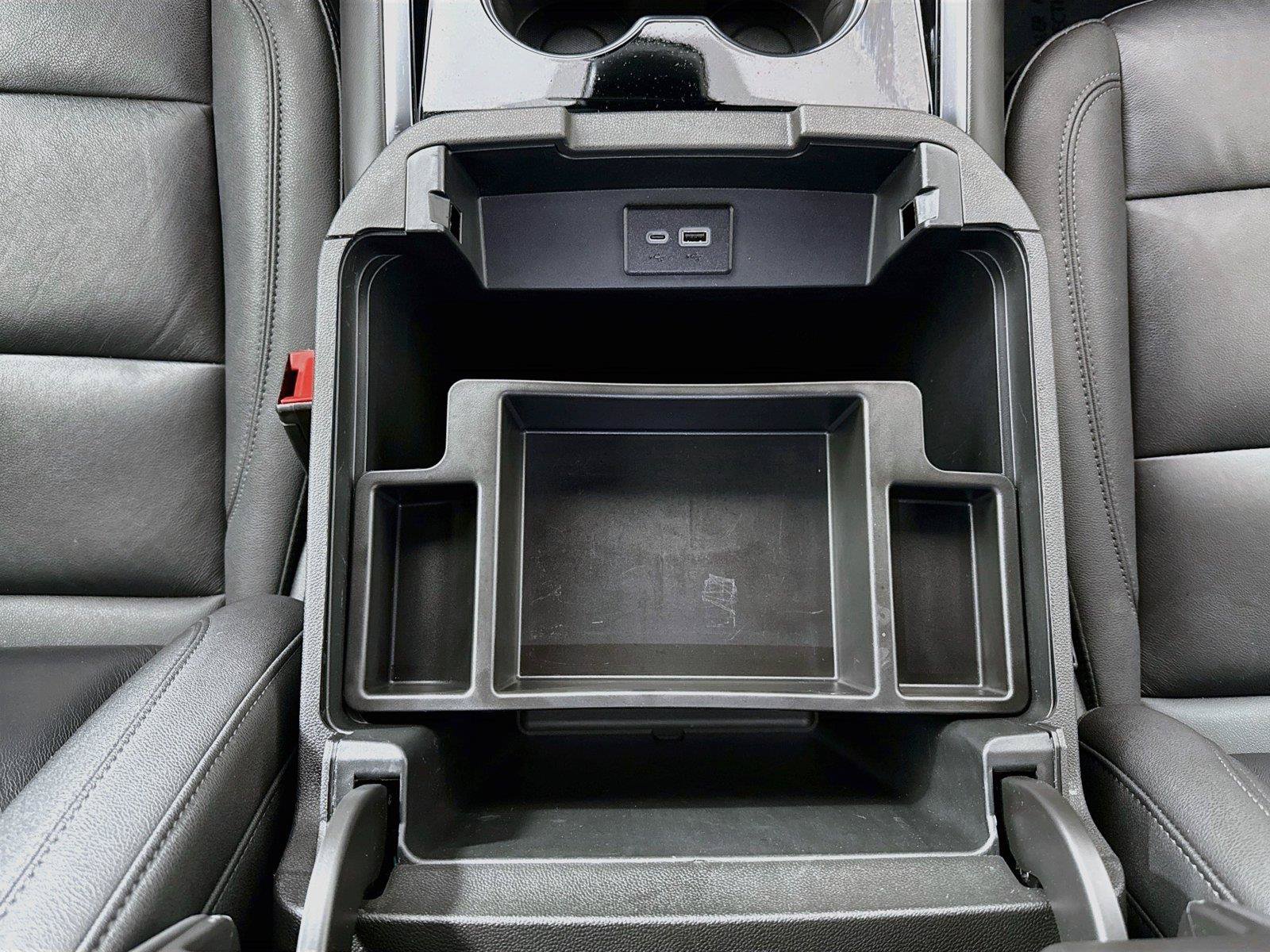 Used 2025 Chevrolet Tahoe LT AWD/4WD image 33