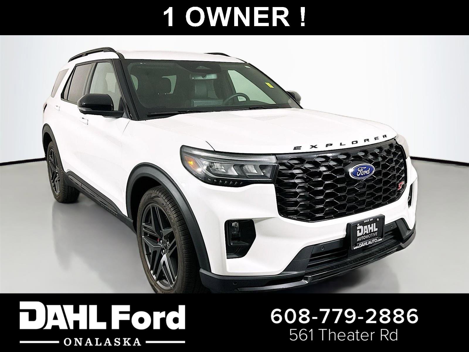 Used 2025 Ford Explorer ST AWD/4WD image 1