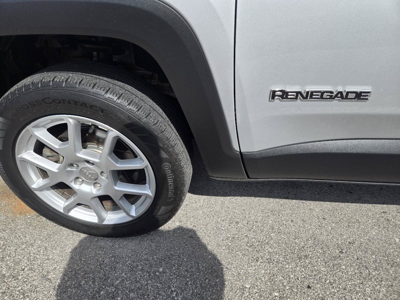 Used 2019 Jeep Renegade Sport w/ Sport Appearance Group AWD/4WD image 7