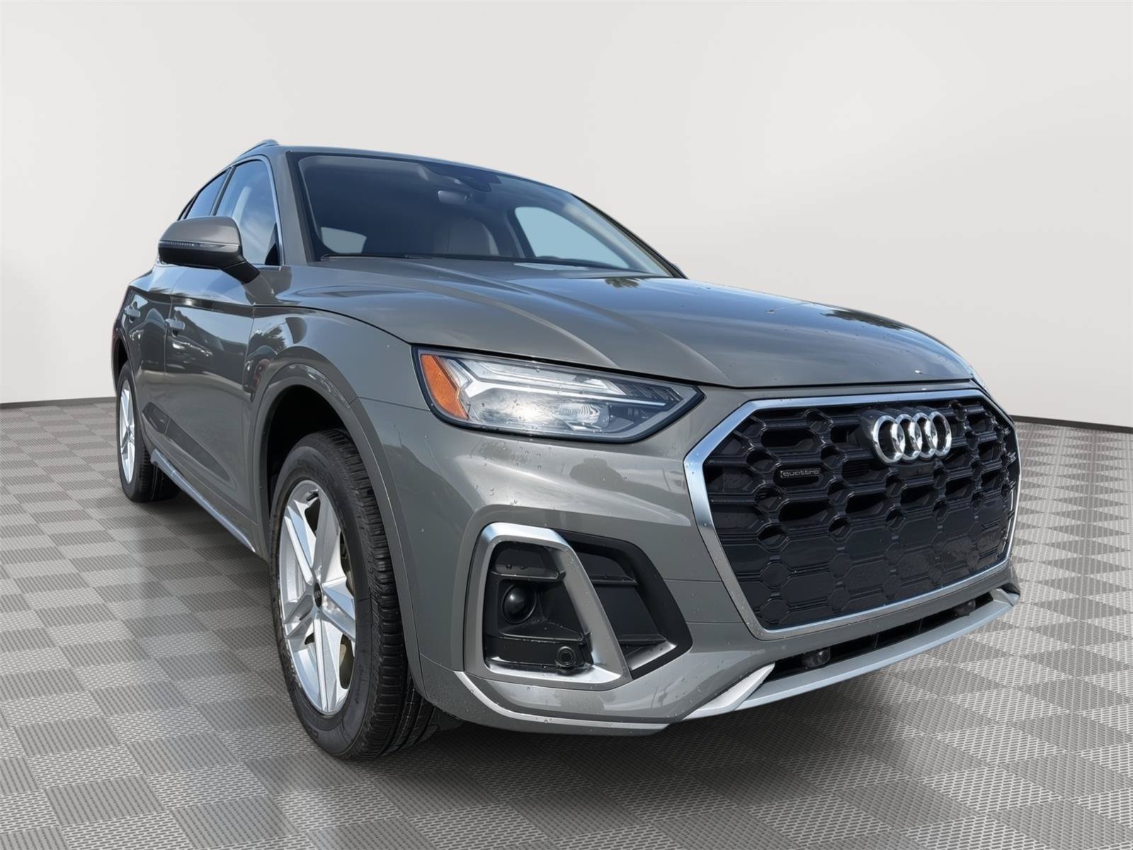 Certified 2023 Audi Q5 e Premium Plus w/ Premium Plus Package AWD/4WD image 7