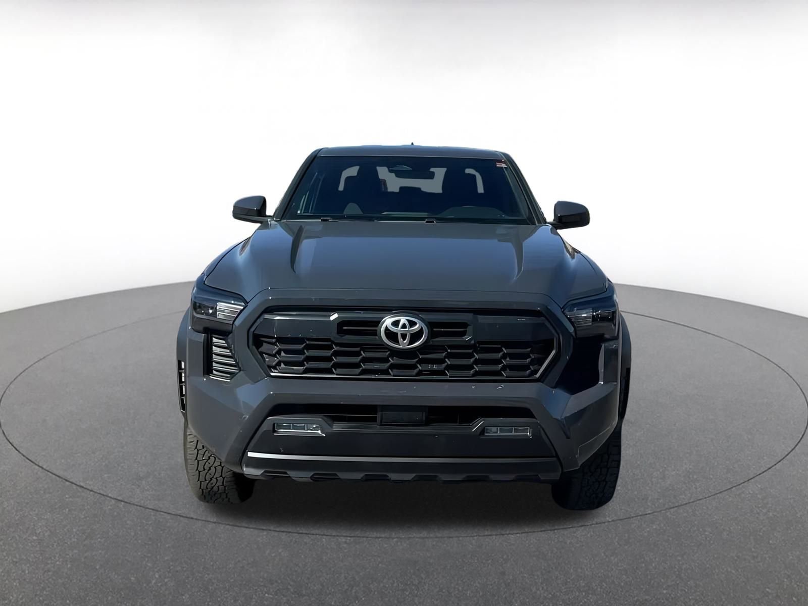 Used 2025 Toyota Tacoma TRD Off-Road image 4