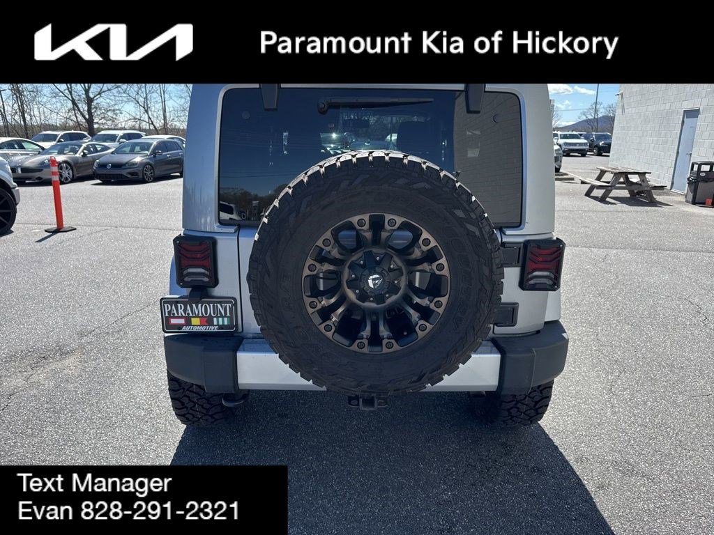 Used 2013 Jeep Wrangler Unlimited Sahara w/ Dual Top Group image 6