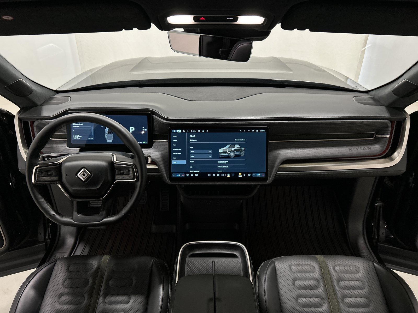 Used 2025 Rivian R1T Adventure AWD/4WD image 25