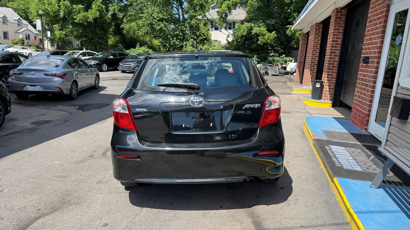 Used 2009 Toyota Matrix FWD image 4