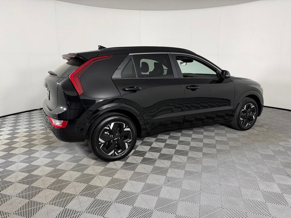 Used 2025 Kia Niro Wind FWD image 8
