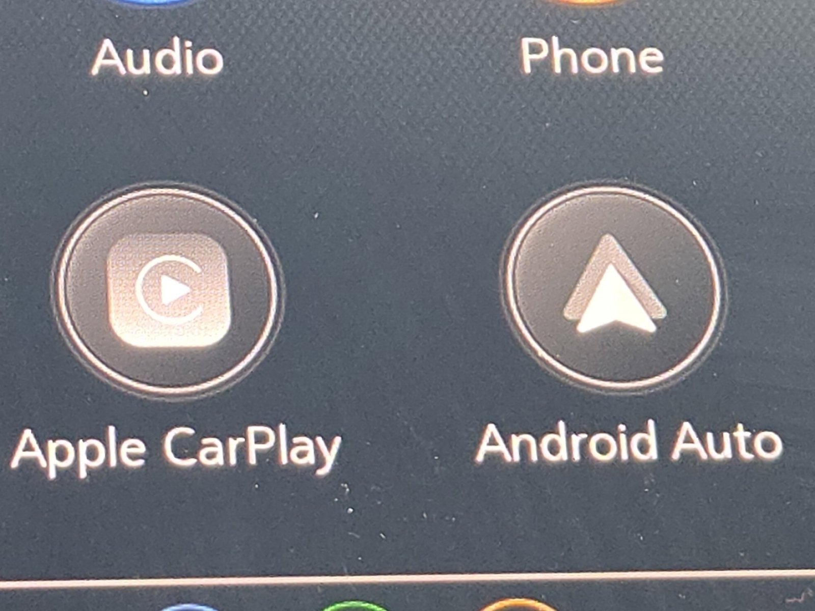 Used 2020 Chevrolet Equinox LT w/ Driver Convenience Package image 4