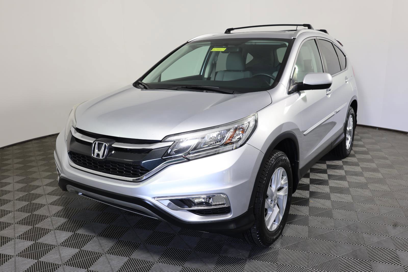 Used 2016 Honda CR-V EX image 1