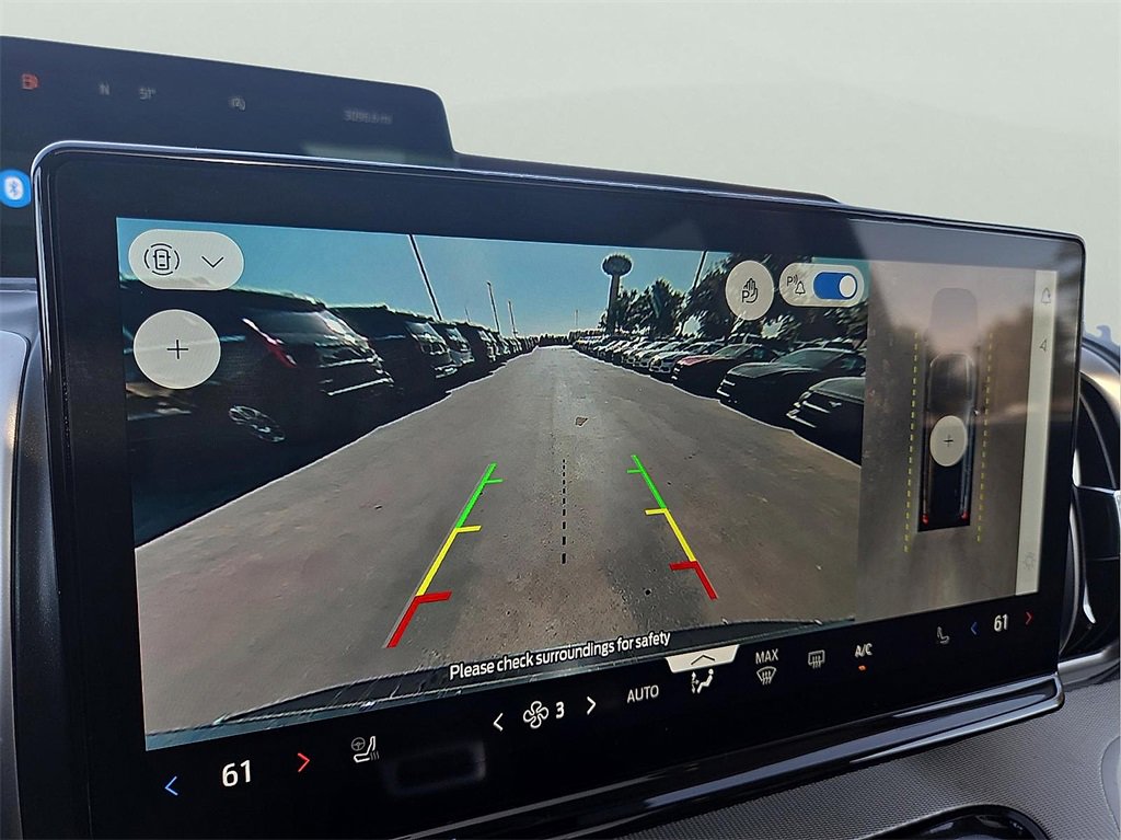 New 2025 Ford Expedition Active image 14