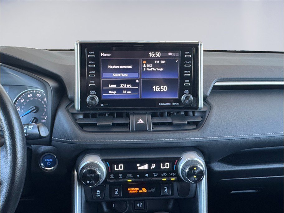 Used 2019 Toyota RAV4 XLE AWD/4WD image 11