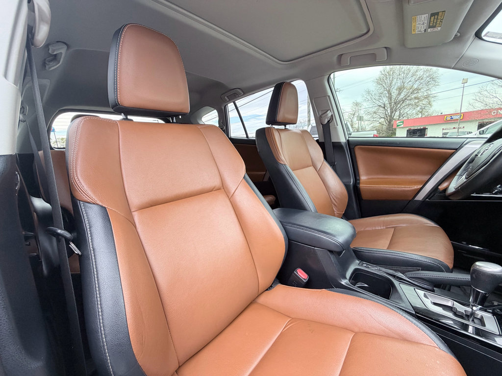 Used 2018 Toyota RAV4 Limited image 26