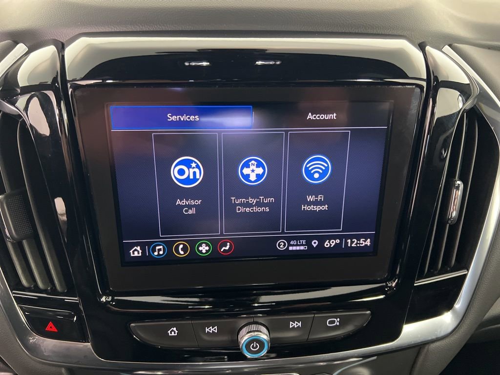 Used 2023 Chevrolet Traverse LT w/ Rear Camera Mirror Package AWD/4WD image 9