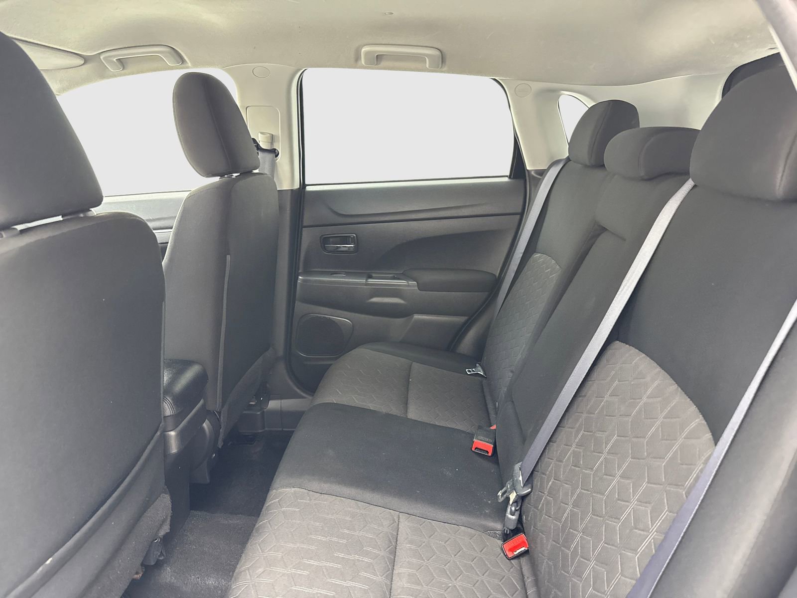 Used 2020 Mitsubishi Outlander Sport ES FWD image 37