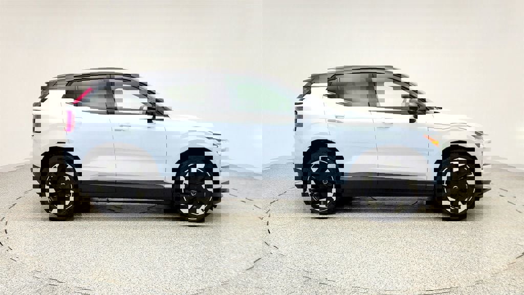 Used 2025 Volvo EX30 Ultra image 4