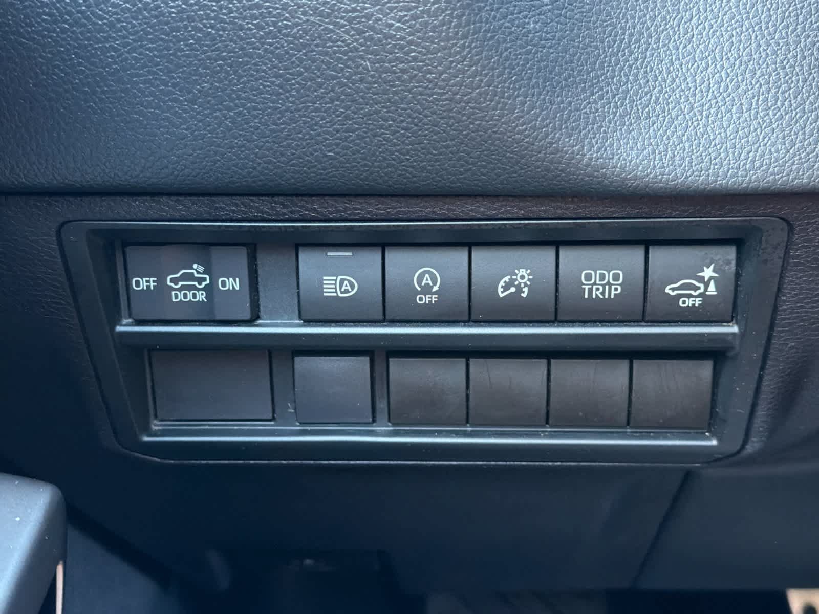 Used 2022 Toyota Tundra Limited w/ TRD Off-Road Package AWD/4WD image 29