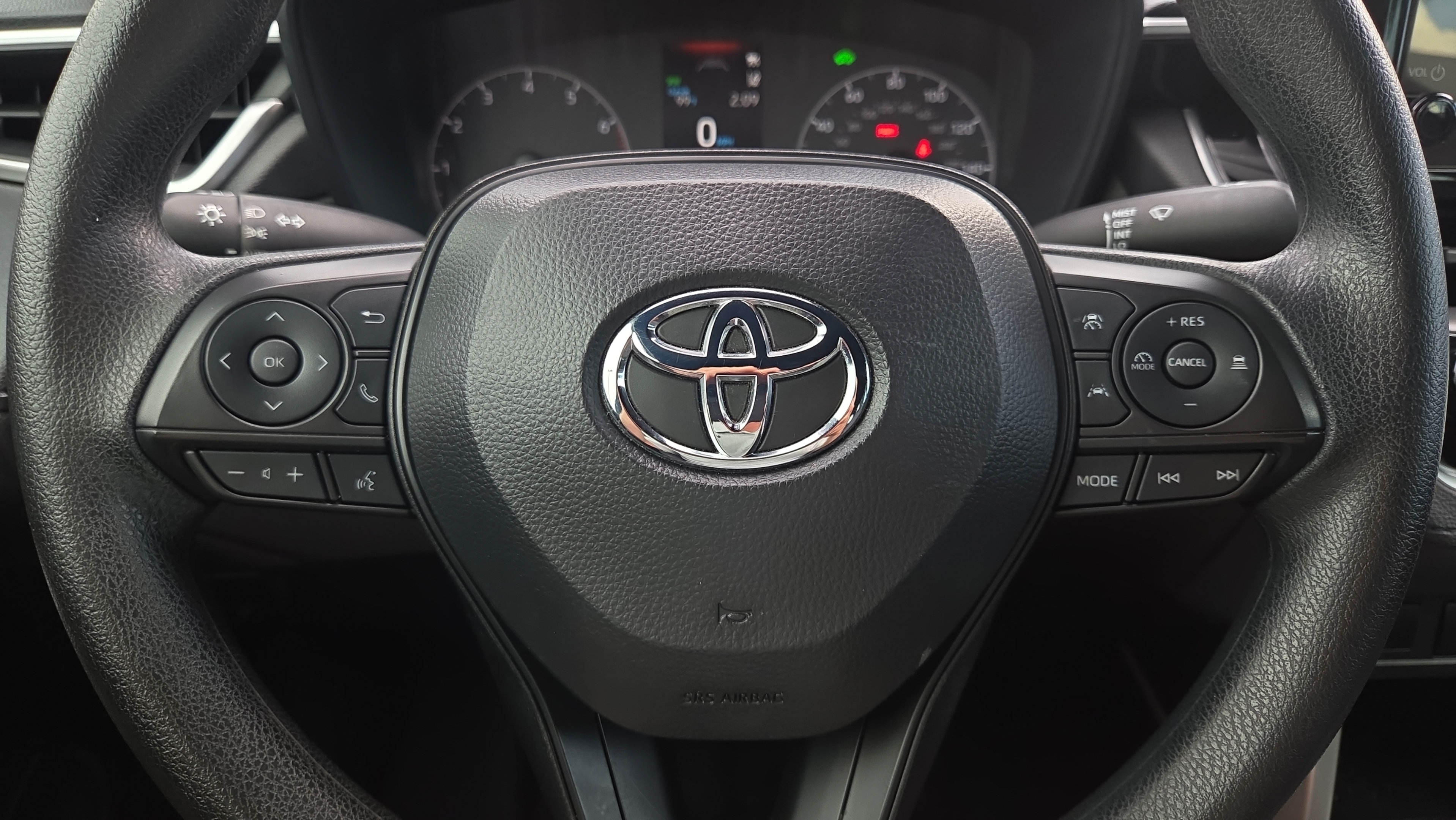 Used 2024 Toyota Corolla Cross AWD Hybrid image 30