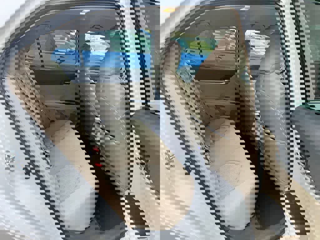 Used 2023 Toyota Camry LE image 19