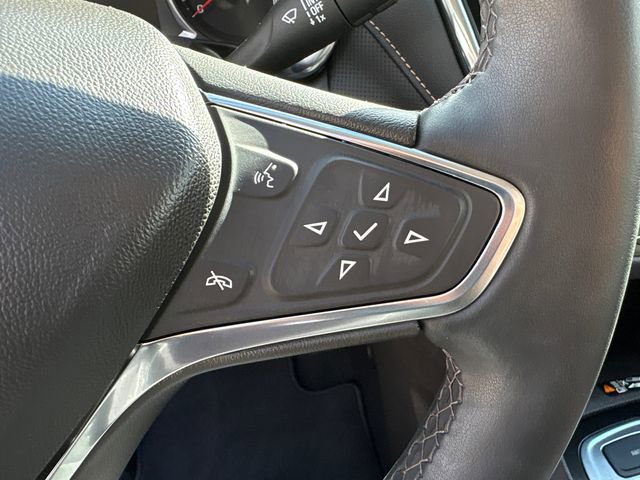 Used 2024 Chevrolet Equinox Premier image 22