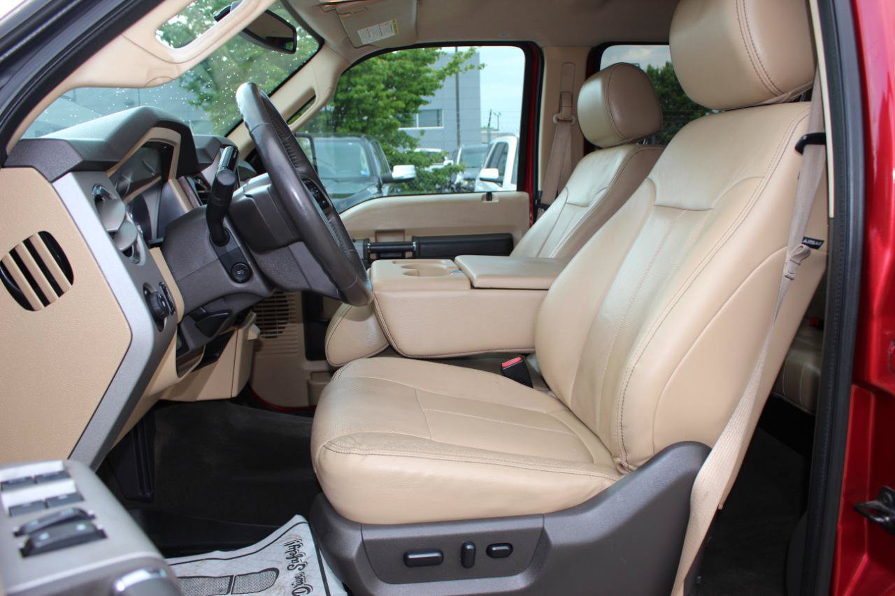 Used 2015 Ford F350 Lariat w/ Lariat Interior Package AWD/4WD image 12