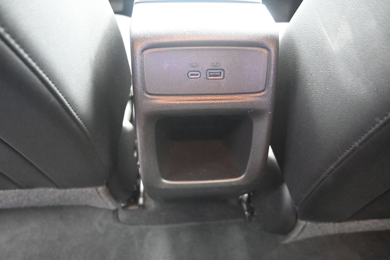 Certified 2024 Chevrolet Trax RS FWD image 17