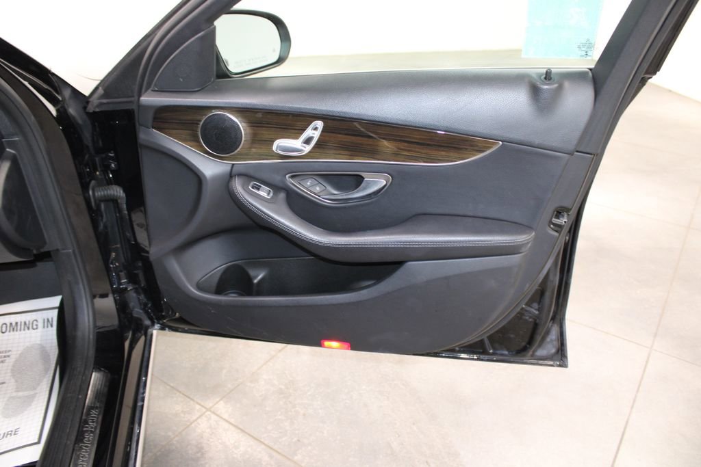 Used 2019 Mercedes-Benz C 300 Sedan image 26