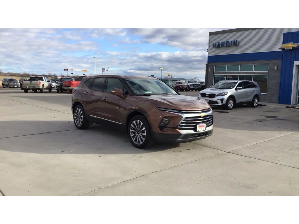 Used 2024 Chevrolet Blazer Premier w/ Driver Confidence II Package image 8