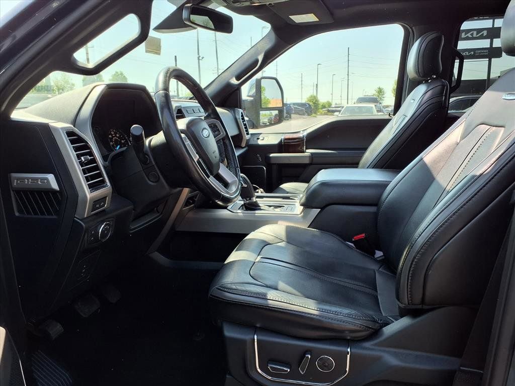 Used 2017 Ford F150 Platinum w/ Equipment Group 701A Luxury AWD/4WD image 26