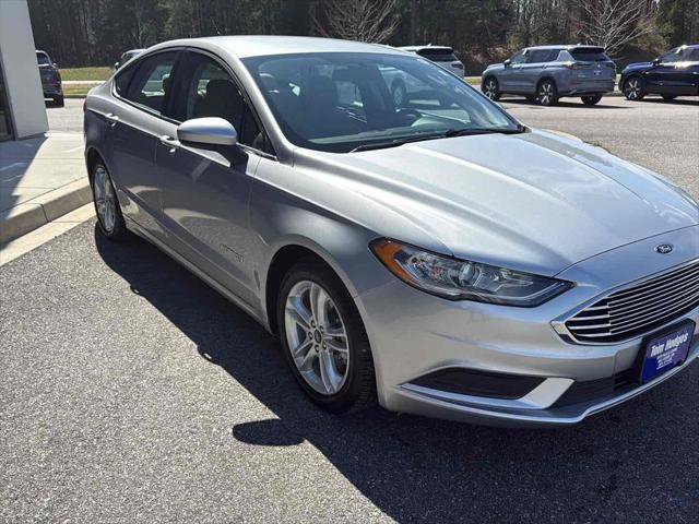 Used 2018 Ford Fusion S image 3