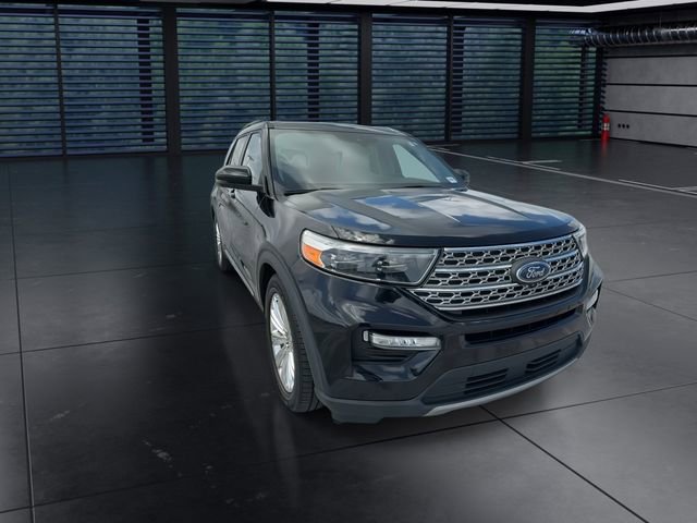 Used 2022 Ford Explorer Limited w/ Equipment Group 301A image 3