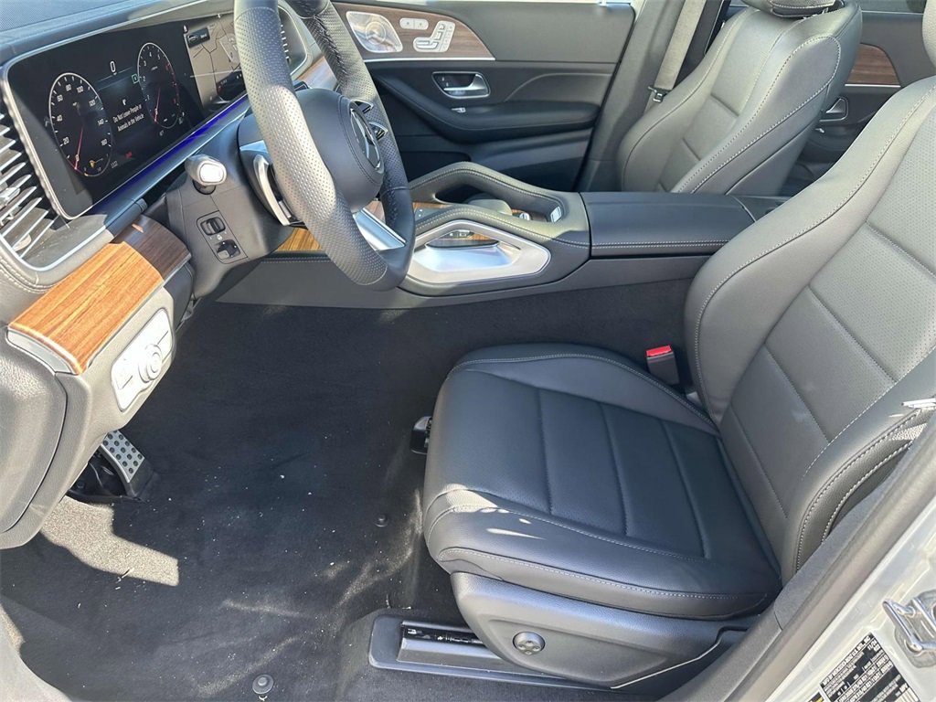 New 2025 Mercedes-Benz GLS 450 4MATIC image 21