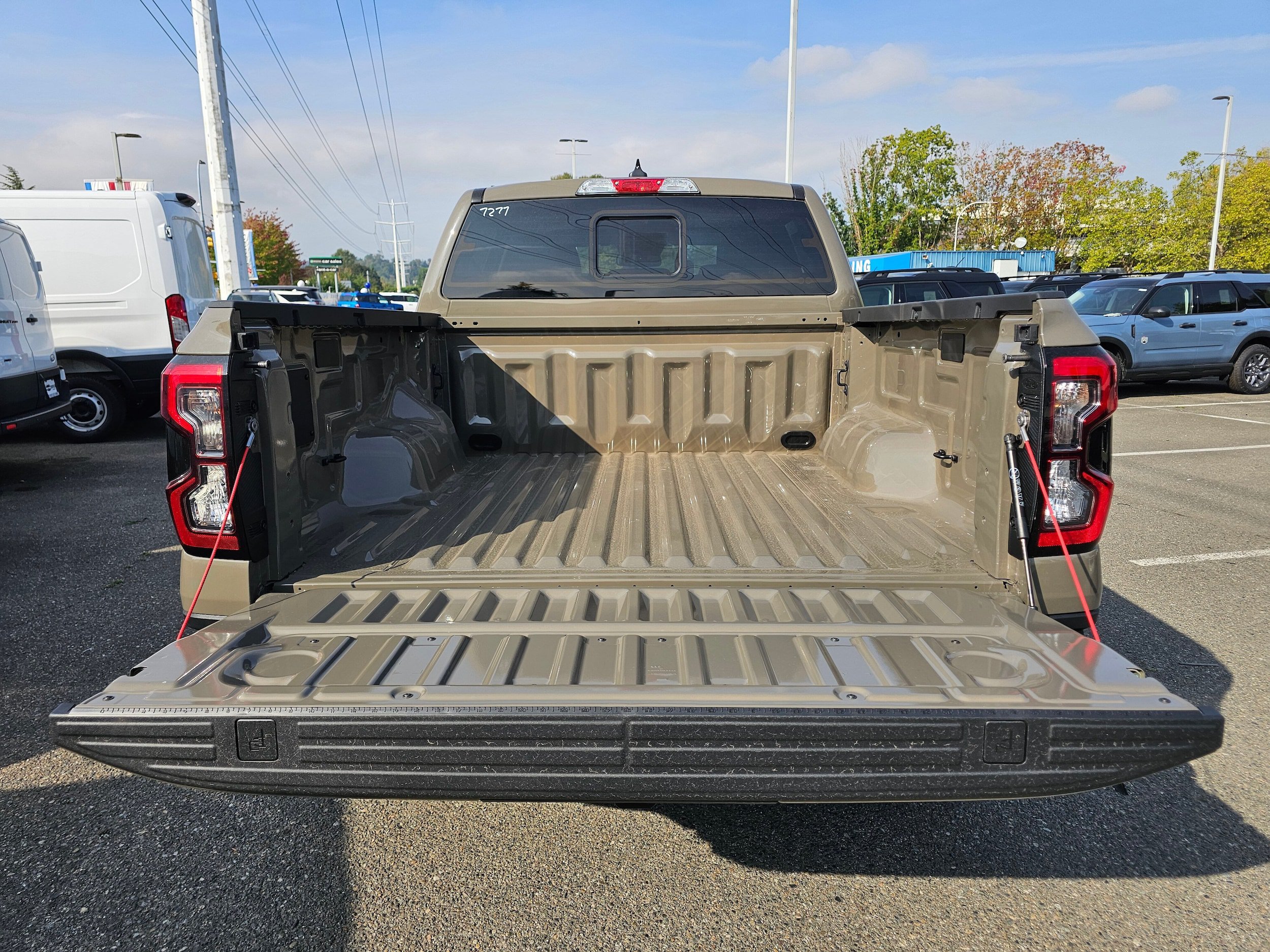 New 2026 Ford Ranger XLT w/ Equipment Group 301A High AWD/4WD image 10