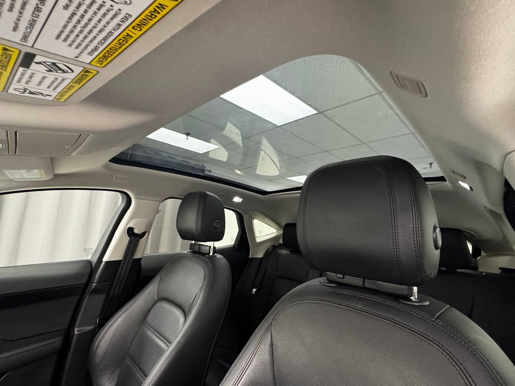 Used 2020 Jaguar E-PACE image 21