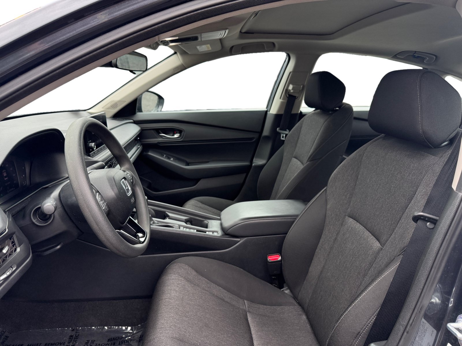 Used 2025 Honda Accord SE image 9