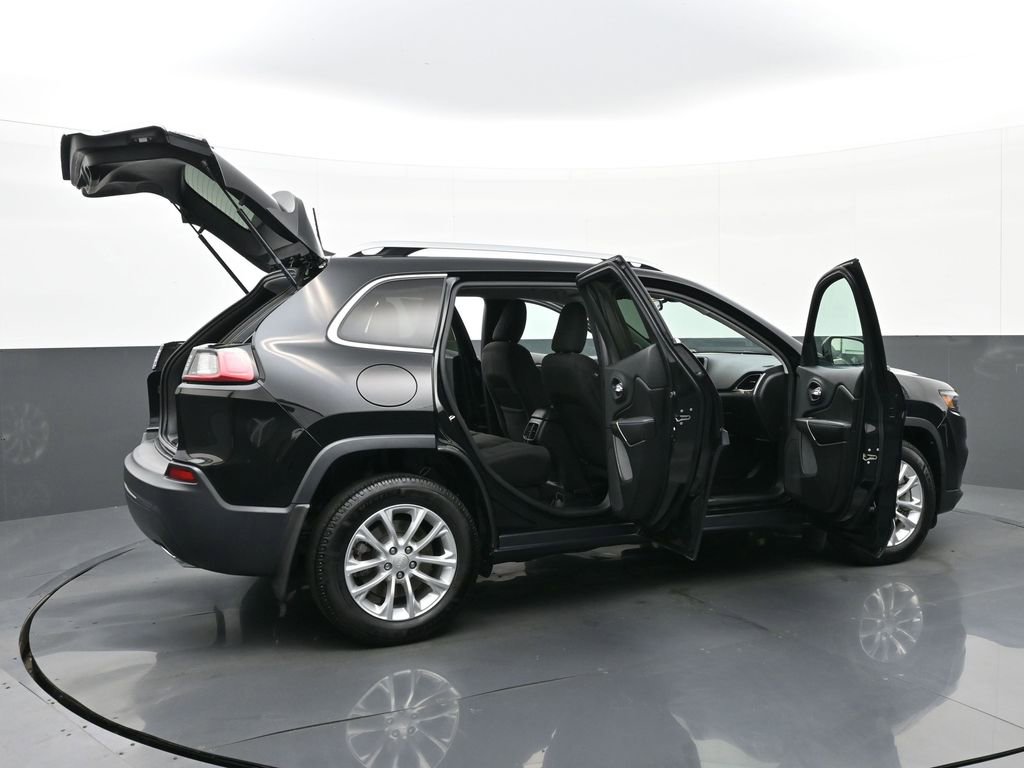 Used 2019 Jeep Cherokee Latitude w/ Popular Appearance Group FWD image 47