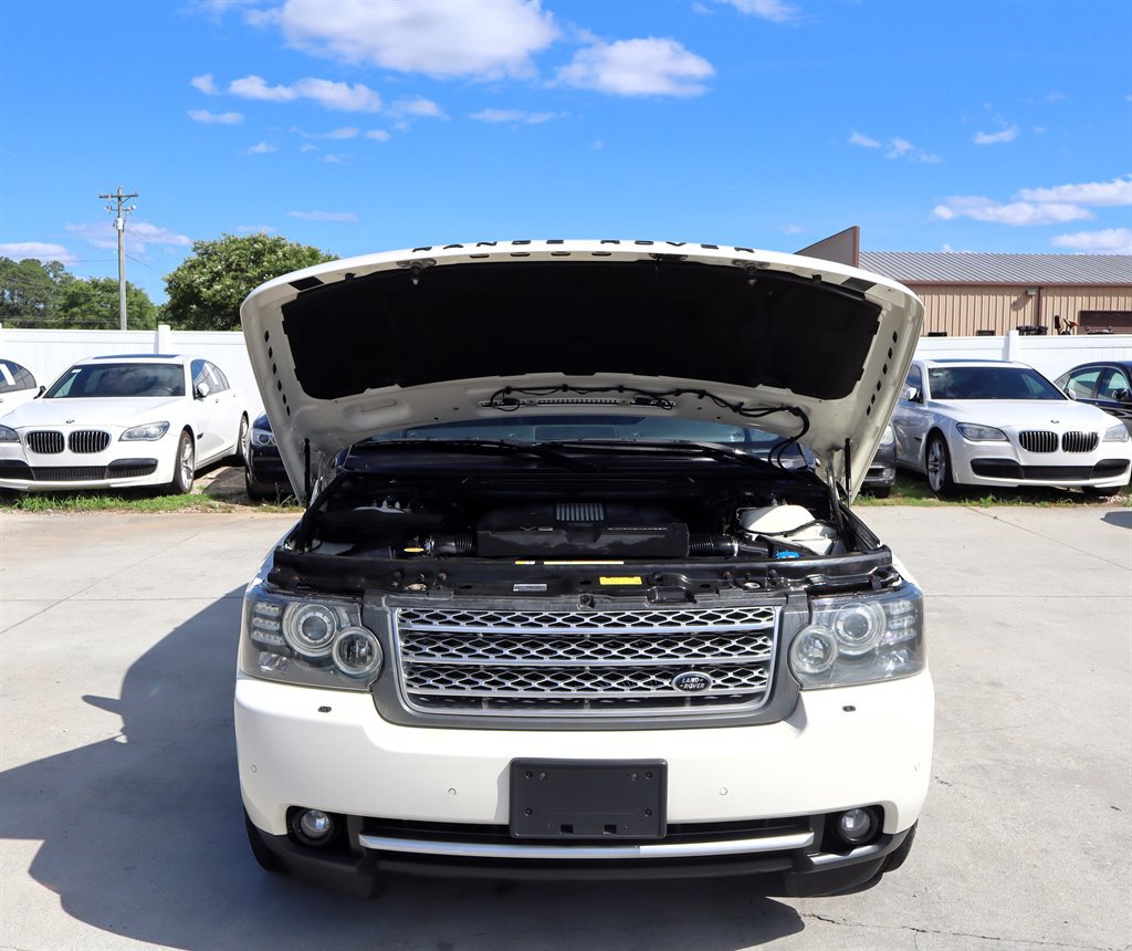 Used 2010 Land Rover Range Rover Supercharged AWD/4WD image 41