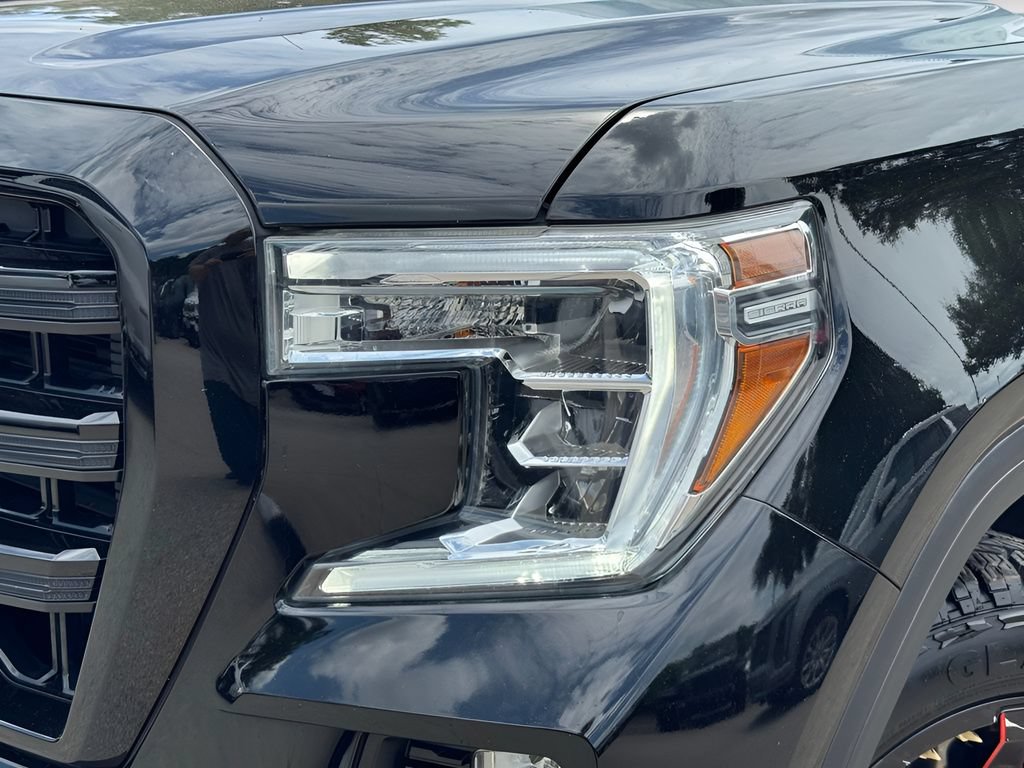 Used 2021 GMC Sierra 1500 Elevation RWD image 4