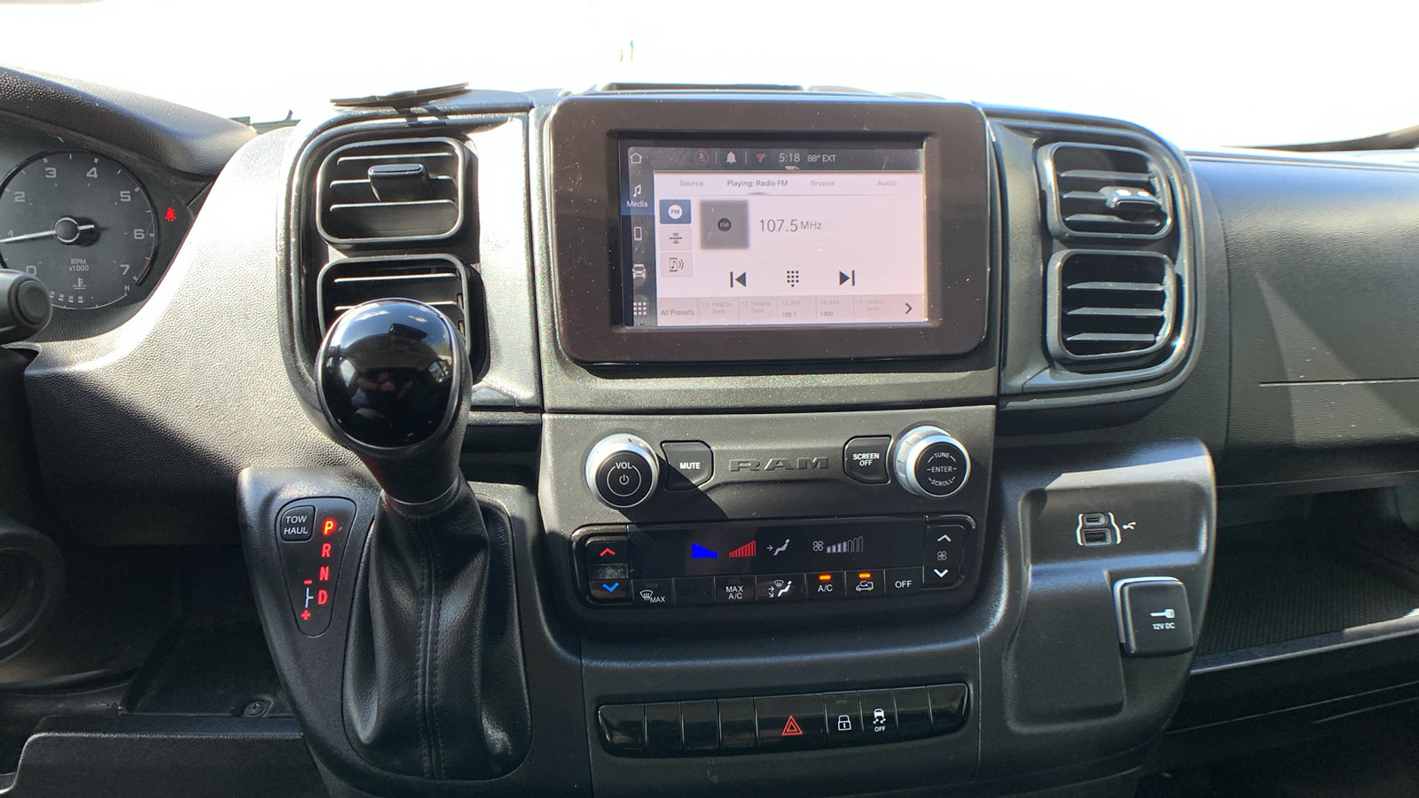 Used 2023 RAM ProMaster 2500 FWD image 13