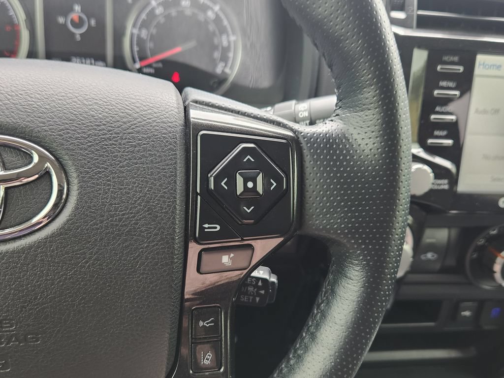 Used 2023 Toyota 4Runner TRD Off-Road Premium w/ Moonroof Package AWD/4WD image 28