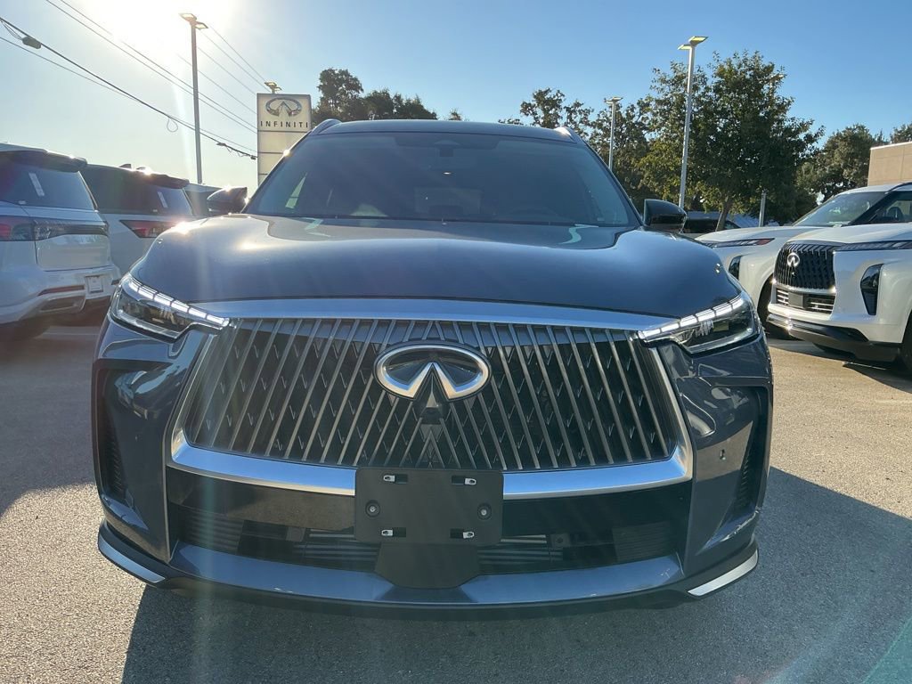 Certified 2026 INFINITI QX60 Luxe w/ Family Package image 2