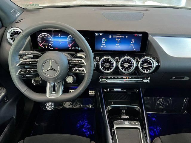 New 2025 Mercedes-Benz GLA 35 AMG 4MATIC image 4