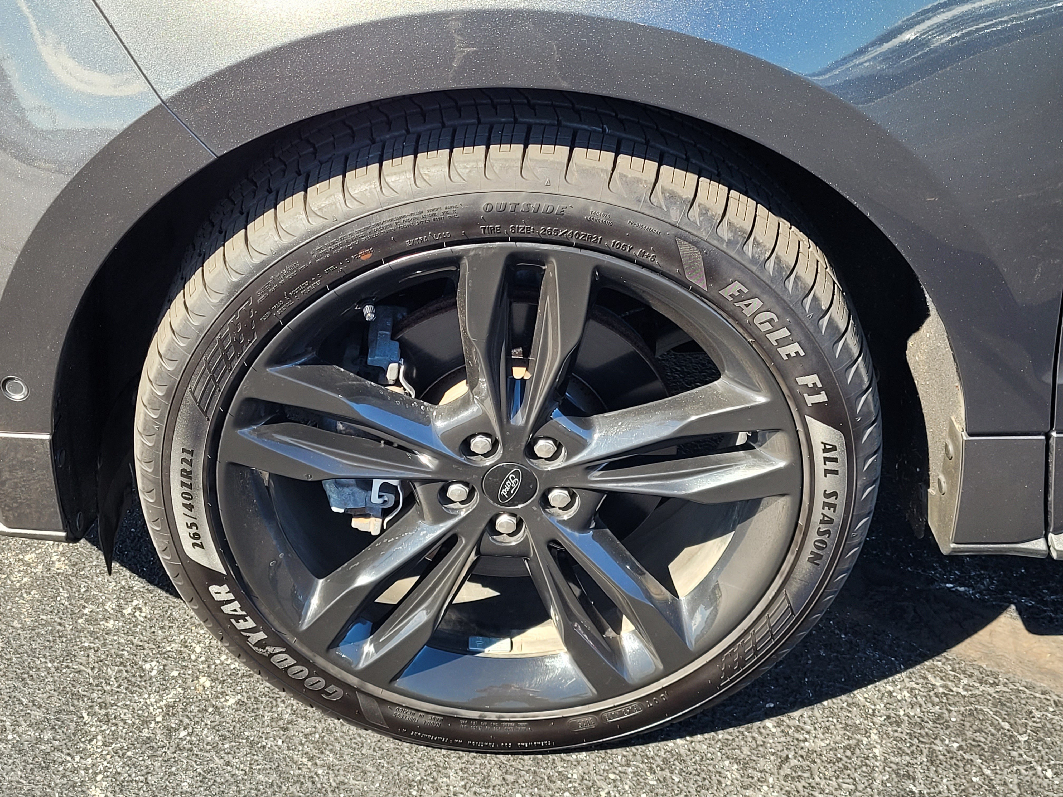 Used 2020 Ford Edge ST w/ Equipment Group 401A AWD/4WD image 10