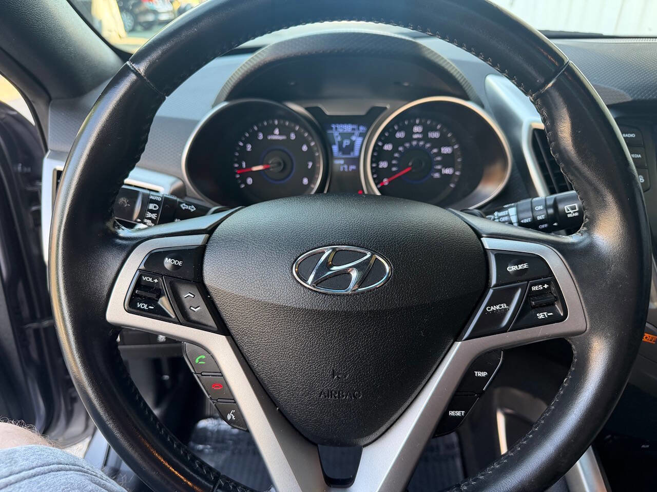 Used 2016 Hyundai Veloster w/ Option Group 03 FWD image 20
