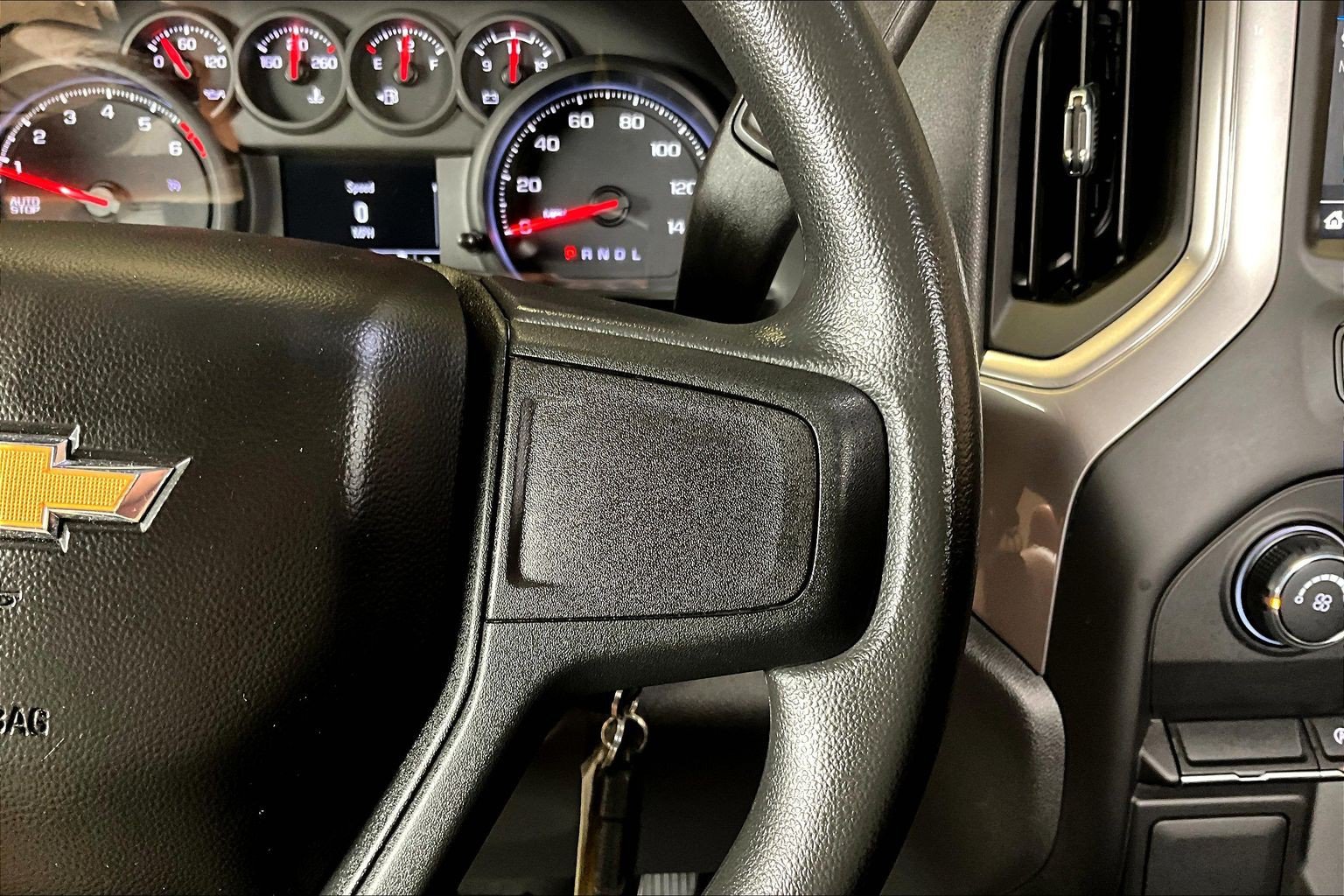 Used 2022 Chevrolet Silverado 1500 W/T w/ WT Value Package AWD/4WD image 14