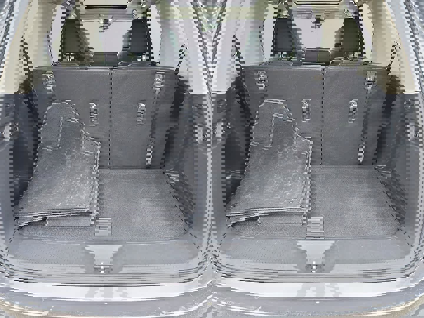 Certified 2025 Honda Pilot Touring image 38