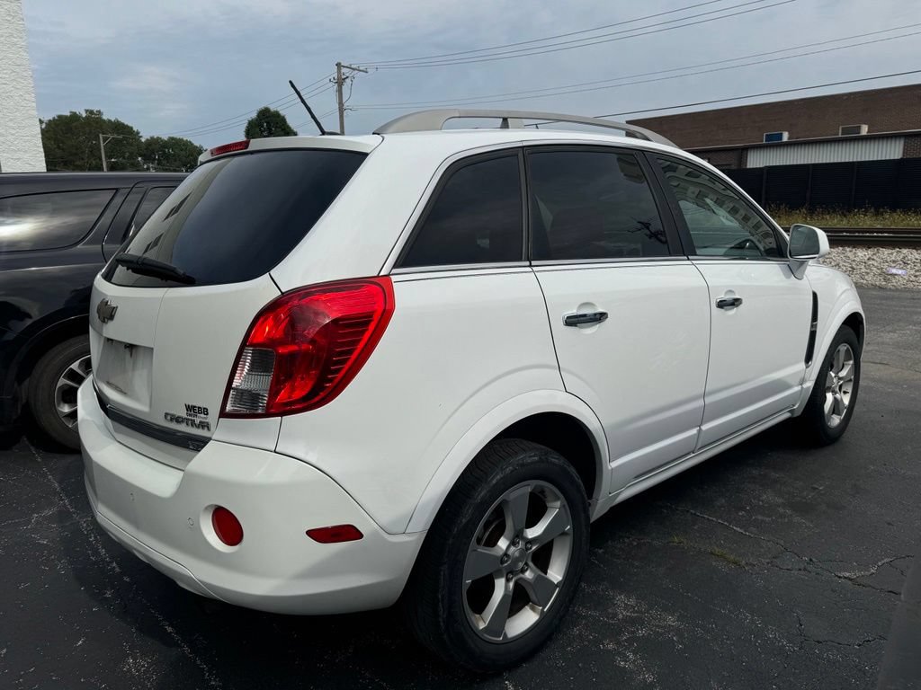 Used 2014 Chevrolet Captiva Sport LTZ FWD image 3