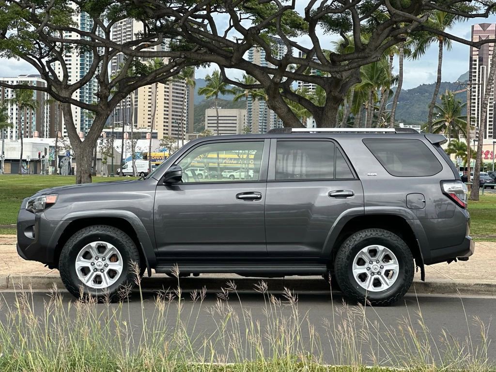 Used 2021 Toyota 4Runner SR5 image 2
