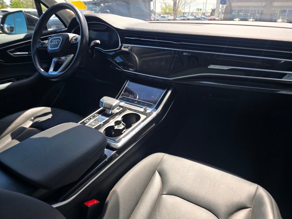 Used 2021 Audi Q7 3.0T Premium Plus image 24