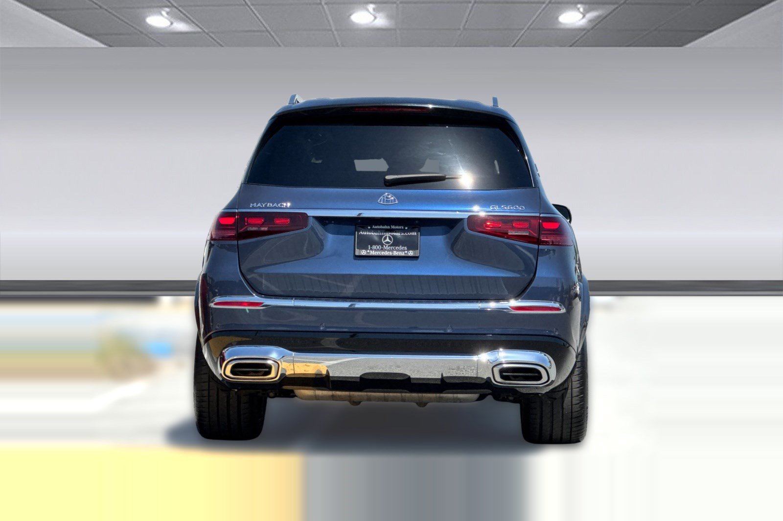 Used 2024 Mercedes-Benz Maybach GLS 600 4MATIC image 9