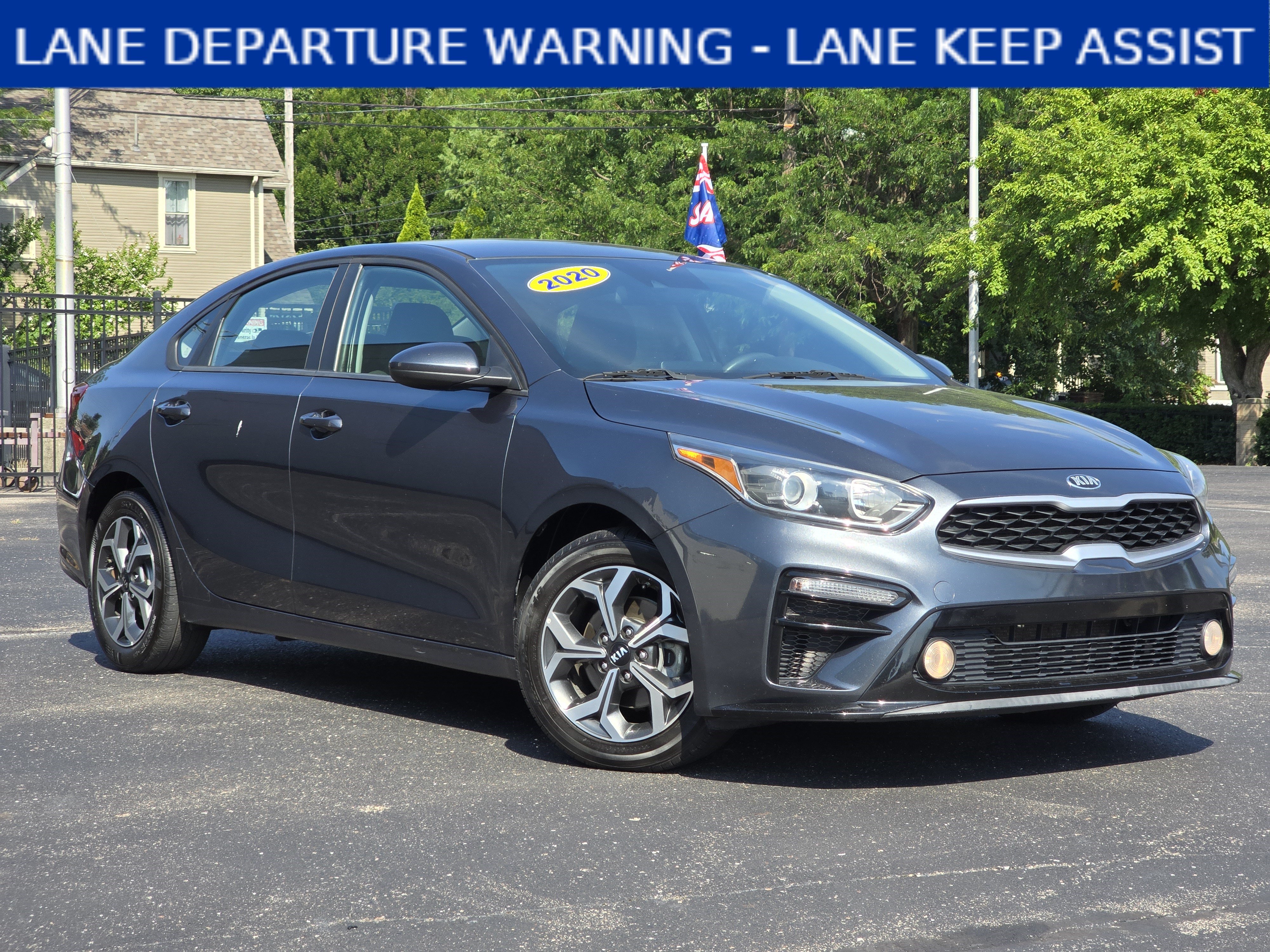 Used 2020 Kia Forte LXS FWD image 1