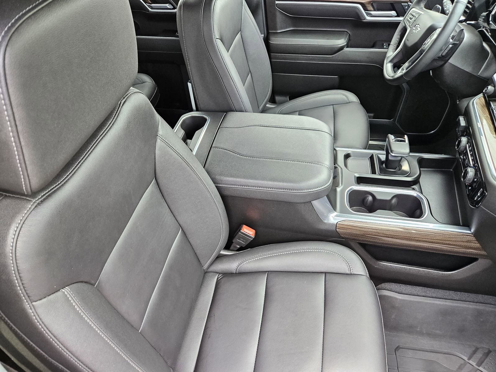 Certified 2025 Chevrolet Silverado 1500 RST w/ Convenience Package II AWD/4WD image 20